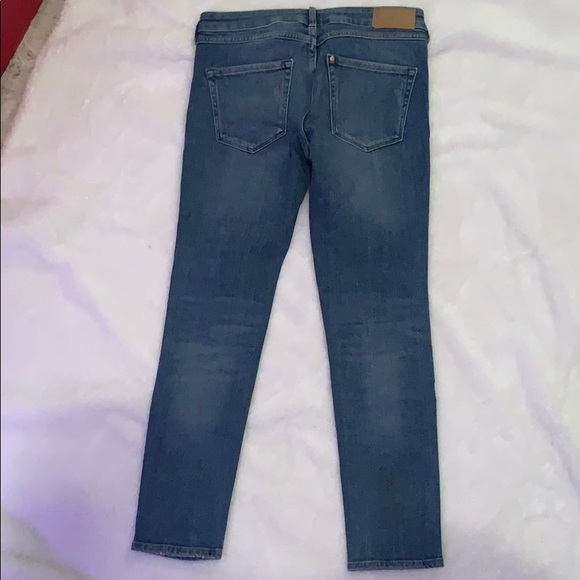 H&M ripped jeans - Picture 2 of 3